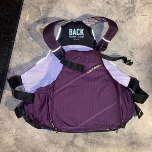 YTV Astral life jacket (PFD) class V size:M/L color: eggplant